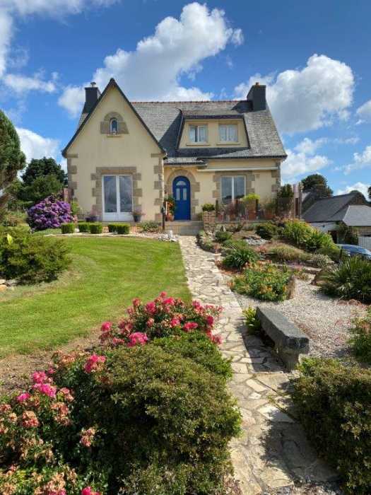 AHIB-1-ID22115-2706 Saint-Goueno 22330 Pretty 4 bedroom Neo-Breton house with lovely garden