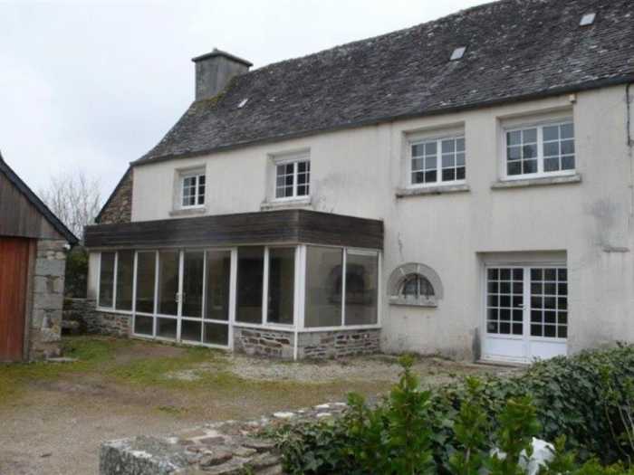 AHIB-3-mon2025 Nr Plougonven 29640 Old Presbytery in need of renovation with 1805m2 grounds including an orchard.