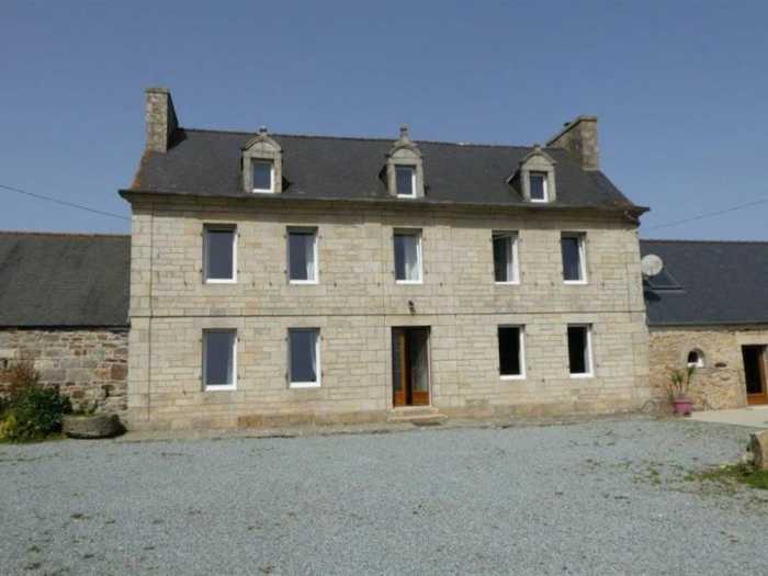 AHIB-3-mon2064 Plouegat Moysan 29650 Charm and potential for this lovely property on 18,400m2