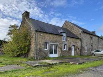 AHIB-1-ID22115-2897 Gausson 22150 Semi-detached farmhouse in need of completion of work started